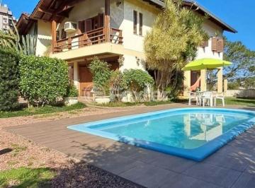 2a12fa44 · Casa, 3 dormitórios, 316.8 m², em Vila Nova