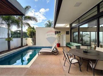 Casa · 363m² · 3 Quartos · 4 Vagas · Casa com piscina à venda com 3 suítes no Condomínio Village Vert - Sorocaba-SP.