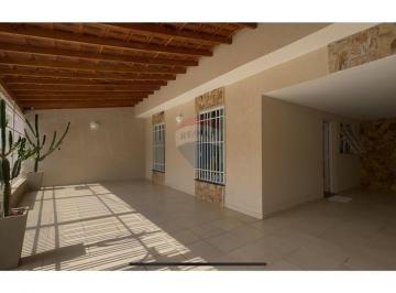 Casa · 185m² · 3 Quartos · 4 Vagas · Casa à venda com 3 quartos sendo 1 suíte, 4 vagas, valor: R$ 850.000,00 - bairro Vila Trujillo- Soro
