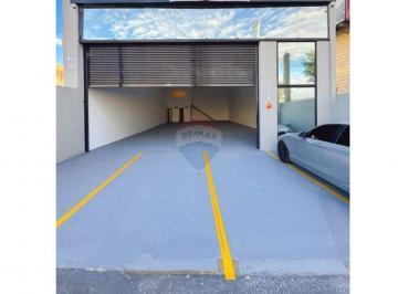 Comercial · 250m² · 4 Vagas · Galpão Moderno para Locação em Sorocaba