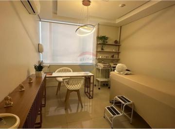Comercial · 17m² · Sala Comercial no Mondrian Tower – Localização Privilegiada para Seu Negócio!