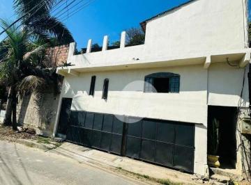 Casa · 450m² · 3 Quartos · 2 Vagas · Casa em Santa Bárbara, Niterói/RJ de 450m² 3 quartos à venda por R$ 420.000,00