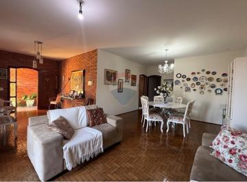 Casa · 250m² · 4 Quartos · 3 Vagas · Casa em Vila Moreira, Botucatu/SP de 250m² 4 quartos à venda por R$ 899.900,00