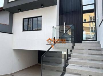 Casa · 203m² · 3 Quartos · 6 Vagas · Sobrado em Vila Carmela II, Guarulhos/SP de 203m² 3 quartos à venda por R$ 1.400.000,00