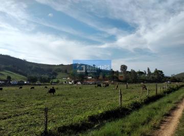 Foto 01 · Fazenda em Cruzília a  7 km da rodovia  com 245 hectares   para pecuária  sendo  área de plantio 60 