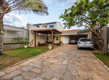 Casa de 4 quartos, Taguatinga · Casa à venda em Taguatinga Norte