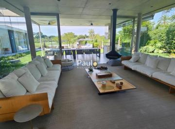 Casa · 600m² · 7 Quartos · 6 Vagas · Casa à venda na Fazenda Boa Vista, com 7 suítes, com 600 m²