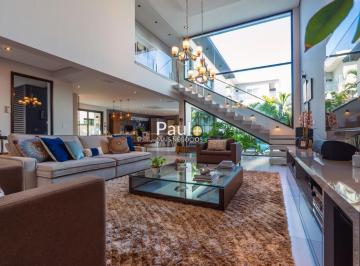 Casa · 313m² · 4 Quartos · 4 Vagas · Sobrado à venda em Campinas, Parque dos Alecrins, com 4 suítes, com 313 m²