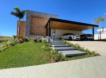 Casa · 455m² · 3 Quartos · 6 Vagas · Casa à venda no Arborais Residencial, com 3 suítes, com 455 m², Arborais Residencial