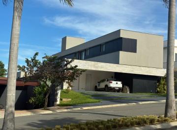 Casa · 600m² · 4 Quartos · 2 Vagas · Sobrado à venda em Campinas, Mont Blanc Residence, com 4 suítes, com 600 m²