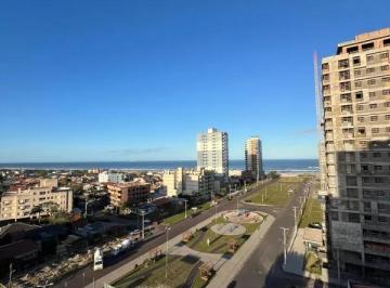 Apartamento · 139m² · 1 Quarto · 1 Vaga · Apartamento Mobiliado na Av Ubatuba de Farias em Tramandaí