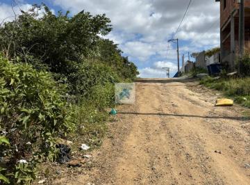 Terreno · 420m² · Terreno à venda em Cabo Frio, Peró, com 420 m²