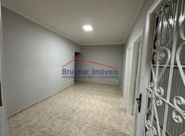 Apartamento · 71m² · 2 Quartos · Apartamento térreo 2 dormitórios, reformado, Macuco