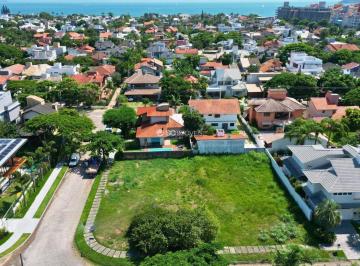 24118_iaK98P14_241186867c67e7d3d6.jpg · Terreno à venda - em Jurerê Internacional