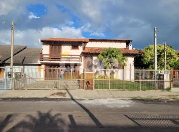 Casa · 200m² · 3 Quartos · 2 Vagas · SOBRADO 3 DORMITÓRIOS NO CENTRO DE TRAMANDAÍ