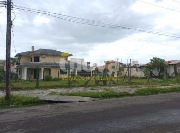 Casa · 1m² · TERRENO DE ESQUINA COM ÍNDICE DE PARA PRÉDIO DE 18 ANDARES