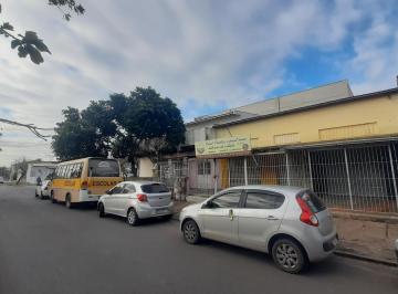 Comercial de 4 quartos, Porto Alegre · Sobrado e 3 lojas, na avenida Minas Gerais, Poa