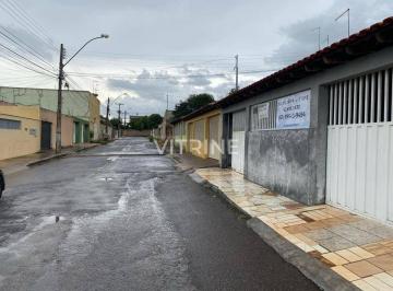 Casa · 275m² · 4 Quartos · 2 Vagas · Casa 4 Quartos à venda, 275m² - Setor Oeste