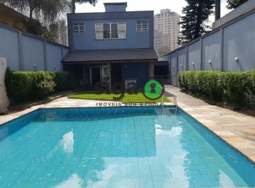 Casa · 200m² · 3 Quartos · 6 Vagas · SOBRADO A VENDA