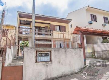 Casa · 200m² · 4 Quartos · 3 Vagas · Casa de 4 dormitórios no bairro Glória