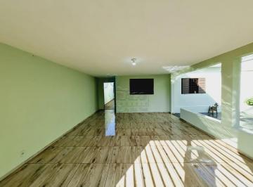 Casa · 204m² · 3 Quartos · 2 Vagas · Casa de 137m² com edícula á venda - Antônio Marincek