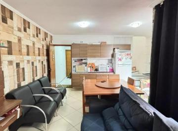 Apartamento · 130m² · 3 Quartos · 2 Vagas · Cobertura sem Condomínio com 130m² por R$ 655.000 à venda na Vila Assunção em Santo André/SP