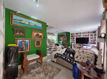 1cb84d1e9e411a2fb5377fb97208f8fd87034c70 · Casa em condomínio à venda | 247m² | 3 suítes | 4 vagas | Santa Teresinha - São Paulo/SP