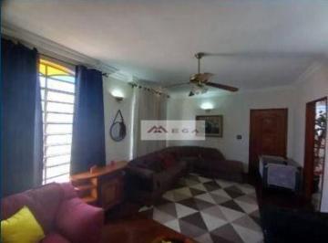 bfee56e31de08b1487cd6f8ac657dd7ce0787194 · Casa com 3 dormitórios, 204 m² por R$ 790.000 - Vila Nova Valinhos - Valinhos/SP