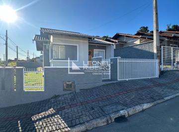 Casa · 67m² · 3 Quartos · 1 Vaga · Casa com 3 dormitórios, 67,95 m² à venda no bairro Arapongas em Indaial - SC