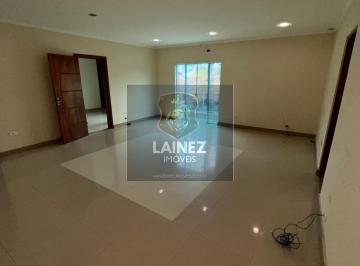 Comercial · 200m² · Loja / Salão em Centro - São Lourenço da Serra