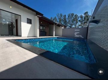 Casa de 3 quartos, Itanhaém · Casa nova com piscina e 02 dormitórios no bairro Cibratel 2 em Itanhaem