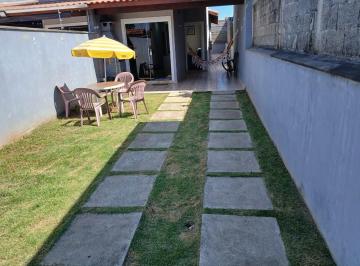 Casa de 2 quartos, Itanhaém · Casa no bairro Jardim Regina em Itanhaém. Possui 02 dormitórios sendo 01 suite