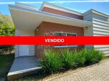 Foto 01 · Casa à venda em condomínio na Hípica, Porto Alegre-RS: 3 quartos, 1 suíte, 123m² - Imperdível!