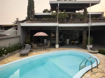 Casa de 5 quartos, Curitiba · Casa excepcional estilo e padrão no Jardim Social