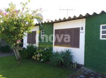 Casa · 115m² · 4 Quartos · 1 Vaga · CASA COM 04 DORMITÓRIOS PRÓXIMO AO FÓRUM DE TRAMANDAÍ