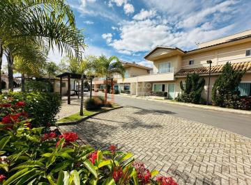 Casa · 135m² · 2 Quartos · 2 Vagas · Sobrado com área gourmet no Condomínio Vilar Primavera