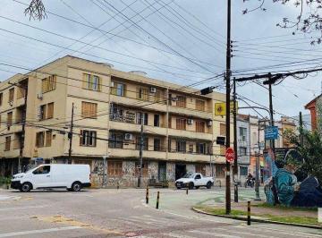 Apartamento · 102m² · 3 Quartos · APARTAMENTO A VENDA, 3 DORMITÓRIOS REFORMADO NA JOÃO ALFREDO.