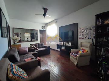Casa · 124m² · 3 Quartos · Casa à venda - no Centro