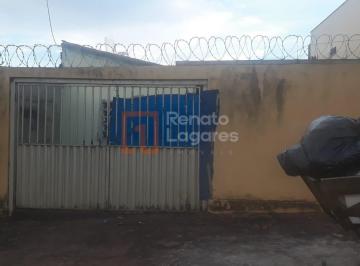 Casa · 86m² · 2 Quartos · Casa térrea com barracão nos fundos no Parque Oeste Industrial