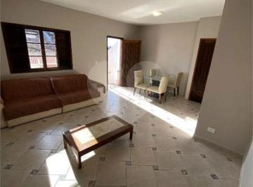Casa de 3 quartos, Curitiba · Casa Comercial Guabirotuba 3 Dormitórios 1 Suíte 6 Vagas 223 m²