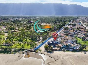 Foto 01 · Uma casa nova e extremamente confortável, localizada a poucos passos da areia da praia ao lado do SE