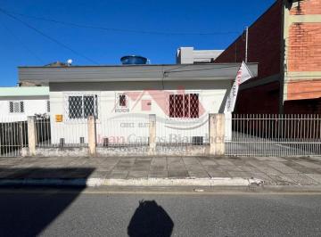 8241_1716921437534.jpg · Casa disponível para venda no bairro dos Município em Balneário Camboriú