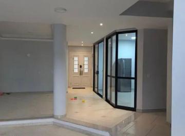 Casa · 320m² · 5 Quartos · 5 Vagas · Imperdível Casa de Condomínio de Luxo em Alphaville, Santana de Parnaíba-SP: 5 Quartos, 2 Suítes, 2