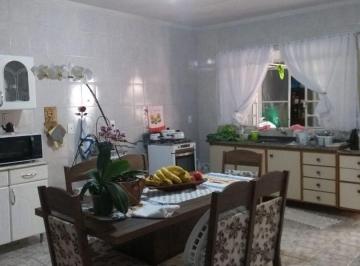 Casa · 260m² · 3 Quartos · 2 Vagas · Casa à venda com Edícula