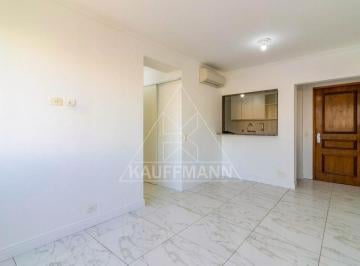 Apartamento · 75m² · 2 Quartos · 2 Vagas · Apartamento no Campo Belo á venda 2 Dormitórios, 1 Suíte, 2 Vagas - 80m² Á.Ú.