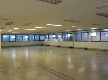 Comercial · 517m² · 7 Vagas · Laje comercial alugada.