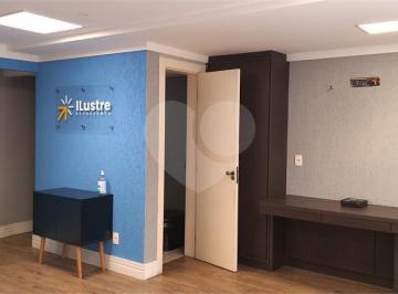 Comercial , Curitiba · Salas Comercial Cabral Área Útil: 32 m² Iluminada Alto Padrão