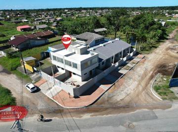 Casa · 72m² · 2 Quartos · 1 Vaga · Sobrado no Carvoeiro