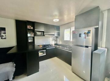702107_iv48l57989V13_702107686bd488e1953.jpg · Sobrado no bairro Desvio Rizzo com 2 dormitórios