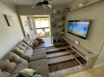 01 · Apartamento com 3 quartos no bairro da Praia brava